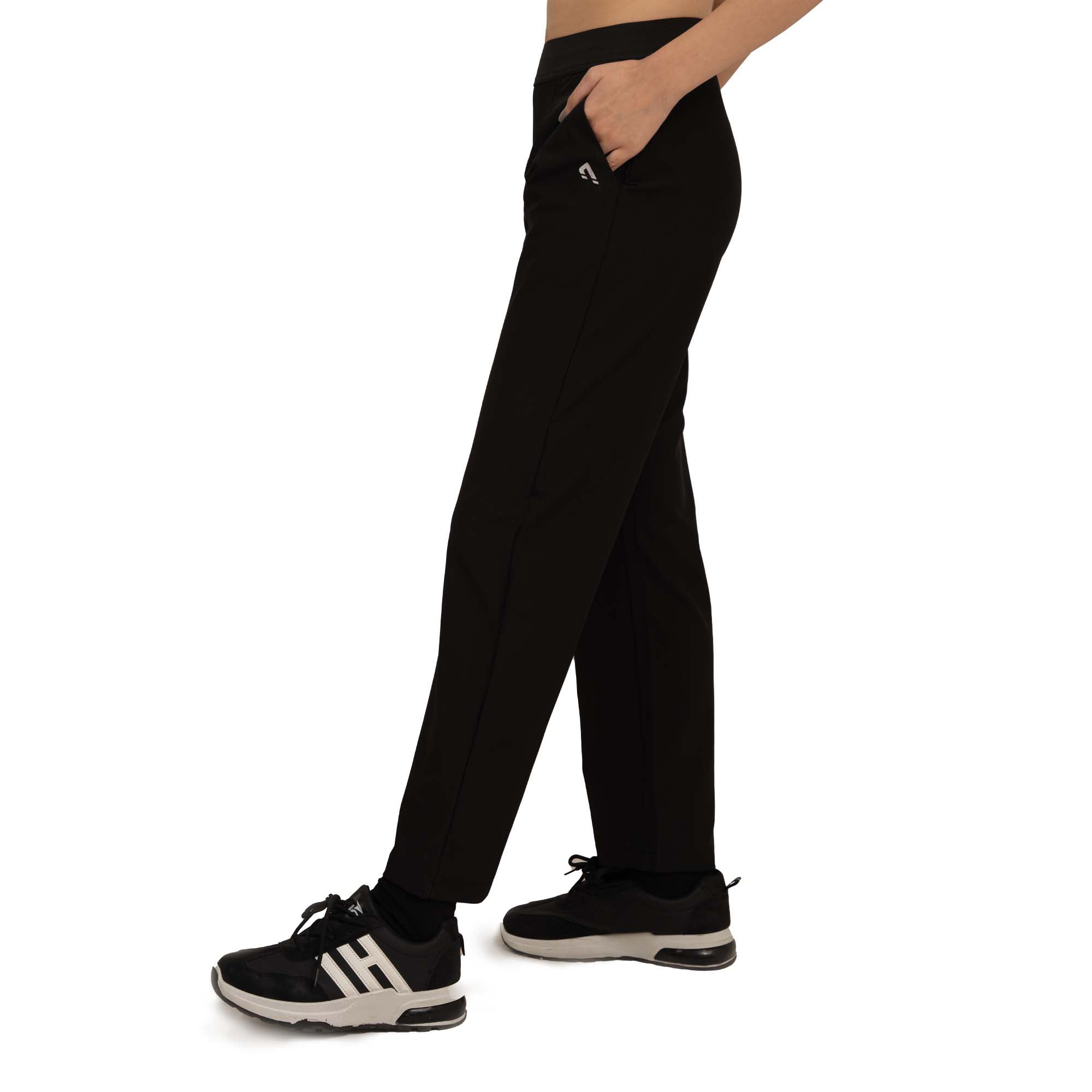 Seam Flow Pants - Black