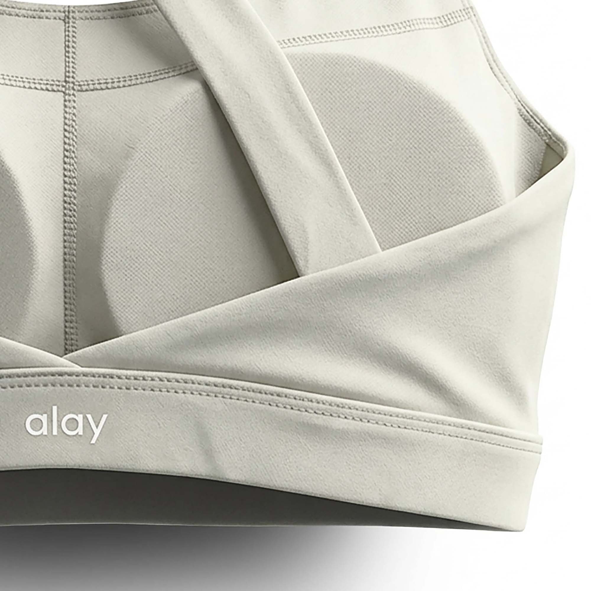 Lyft Sports Bra - Cloud Dancer