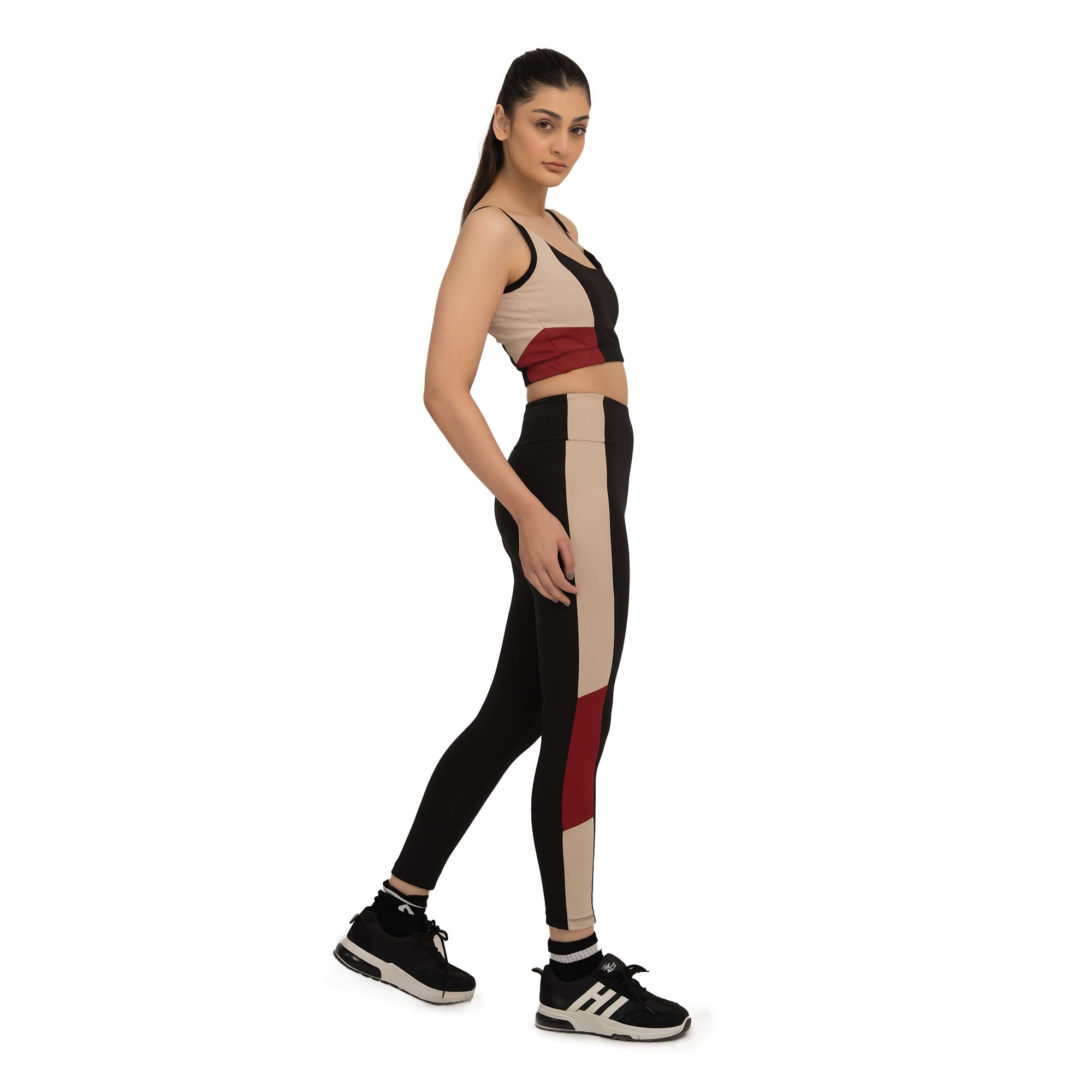 Femme Fit Sports Bra - Black