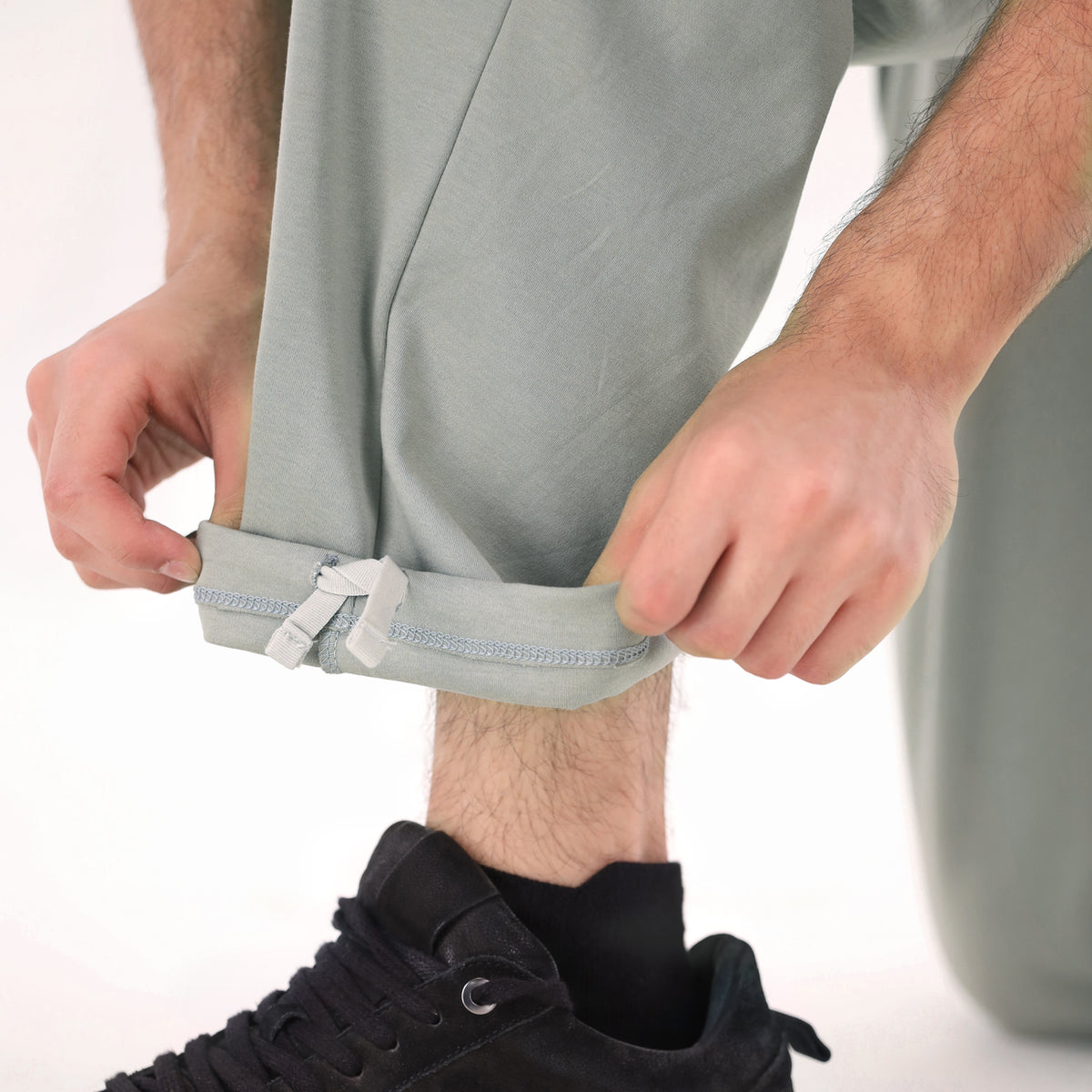 Roam Pants - Grey