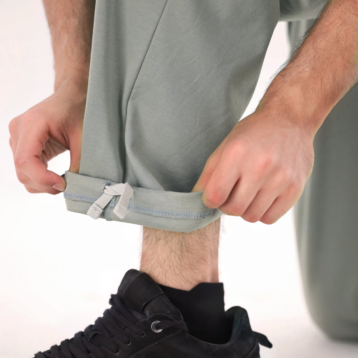 Roam Pants - Dark Grey