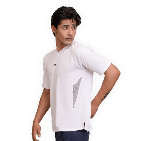 Fusion V-Neck - White
