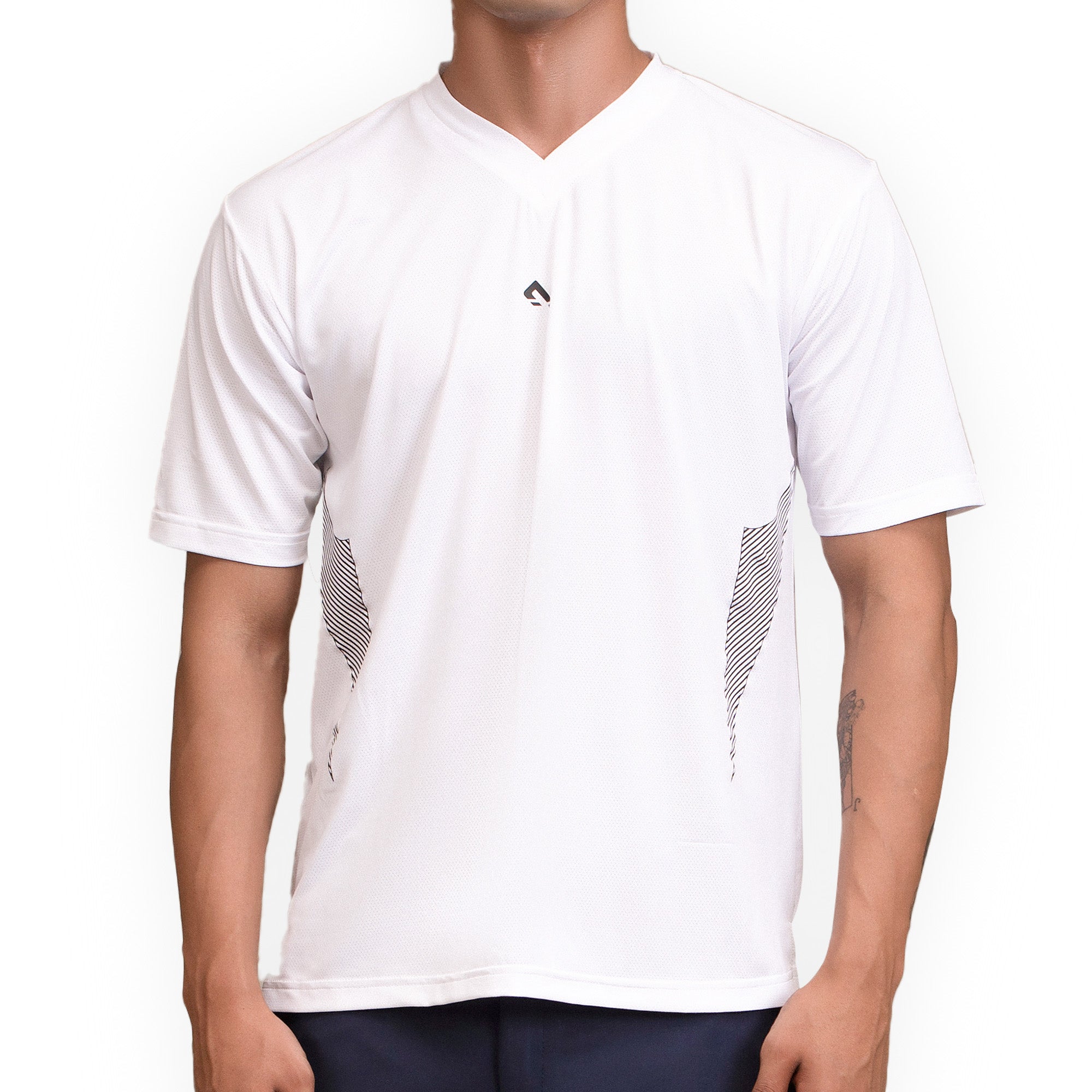 Fusion V-Neck - White