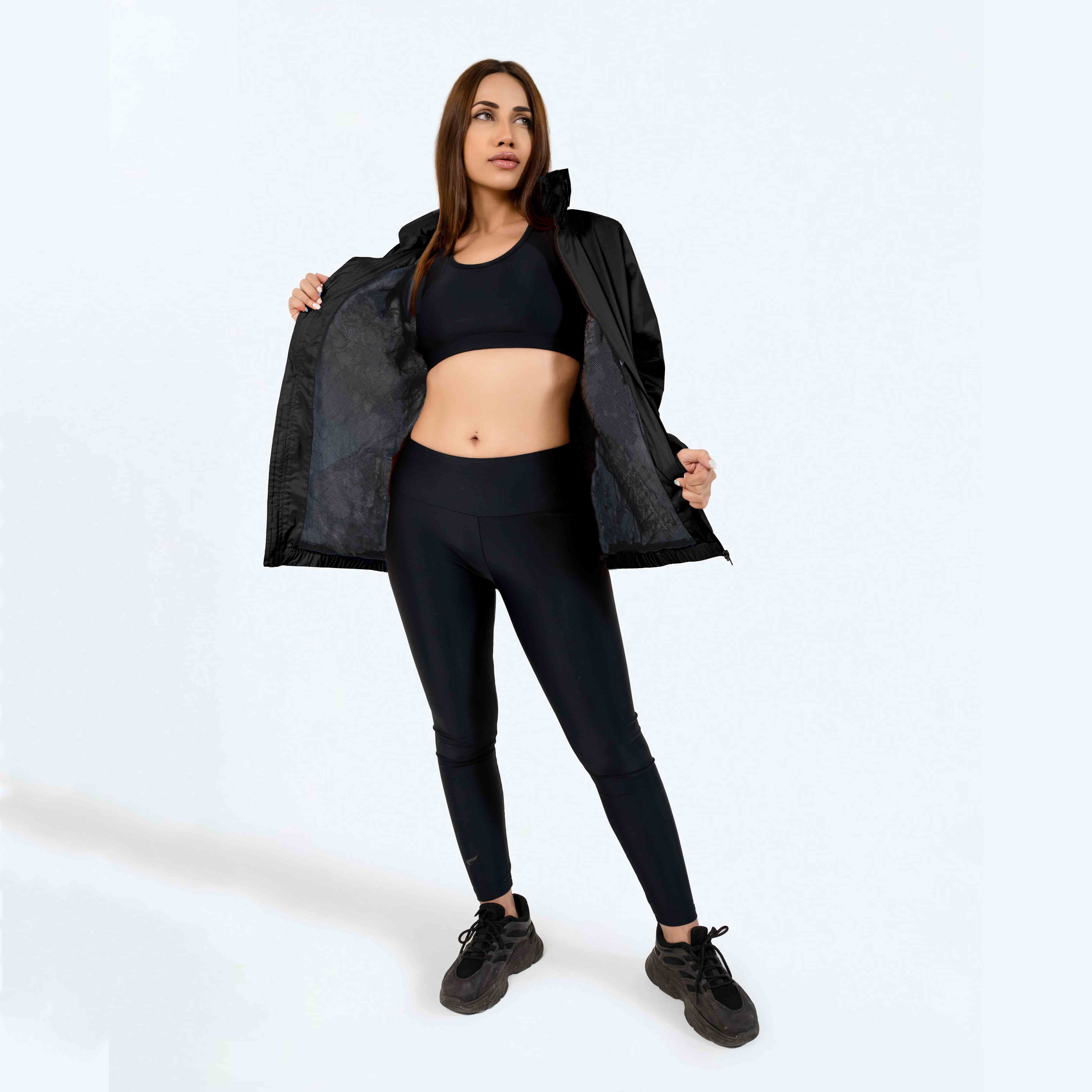 Revolve Windbreaker - Black